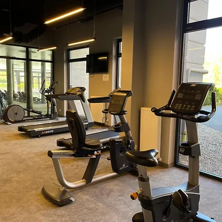 Polanki Park Fala - W Cenie Kryty Basen, Sauna, Jacuzzi, Silownia, Miejsce Postojowe Колобжег