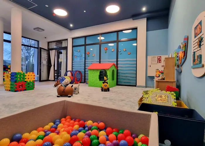 Polanki Park Fala - W Cenie Kryty Basen, Sauna, Jacuzzi, Siłownia, Miejsce Postojowe * Kołobrzeg
